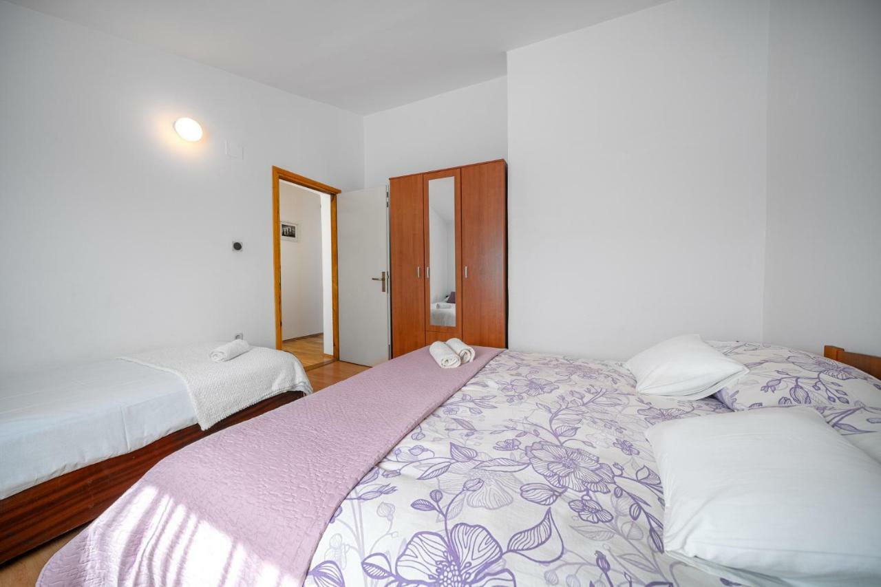 Apartman Skroza โวดีเซ ภายนอก รูปภาพ